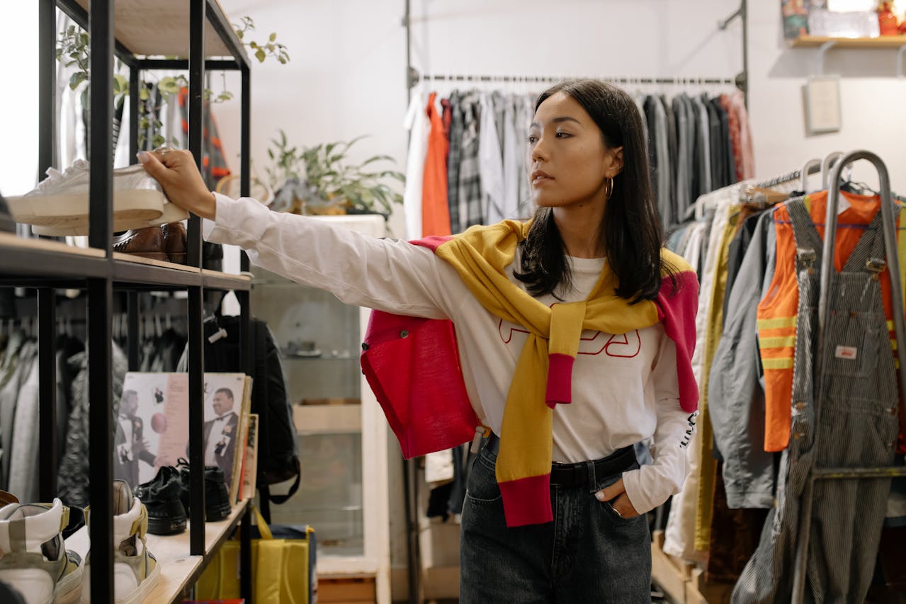 Bien acheter des vêtements d’occasion pour enfant : nos conseils pratiques